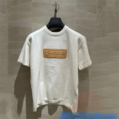 LV ルイ・ヴィトン 25th 春夏 メンズ ナチュレル レザーパッチ Tシャツ