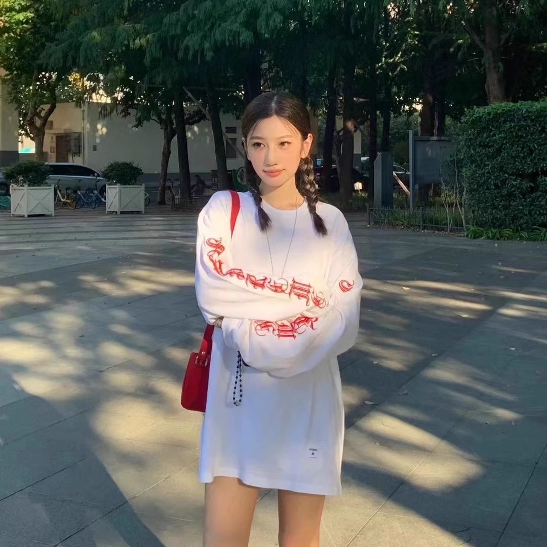 Supreme OLD ENGLISH L/S TEE ゴシック 長袖Tシャツ 秋冬 男女 カップル