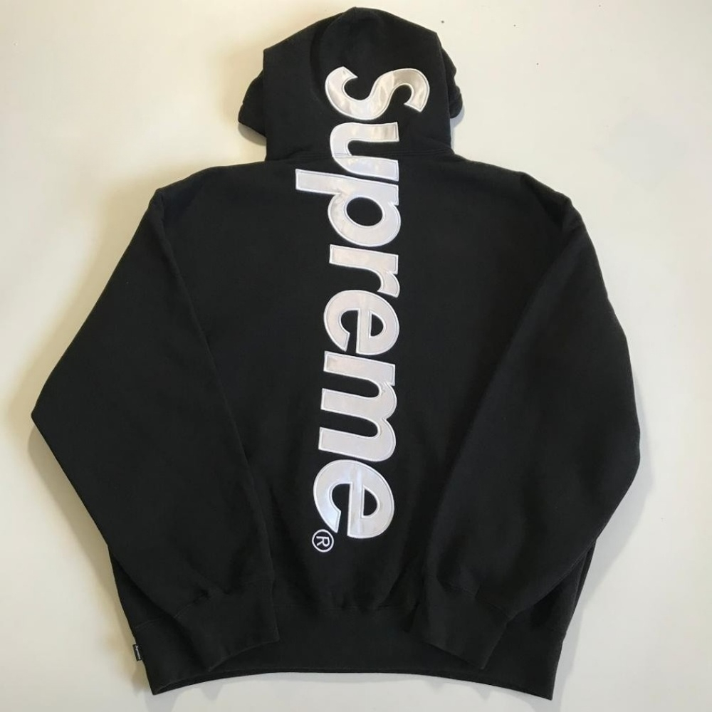 Supreme サテン アップリケ フード付き 刺繍ロゴ フード付きスウェットシャツ