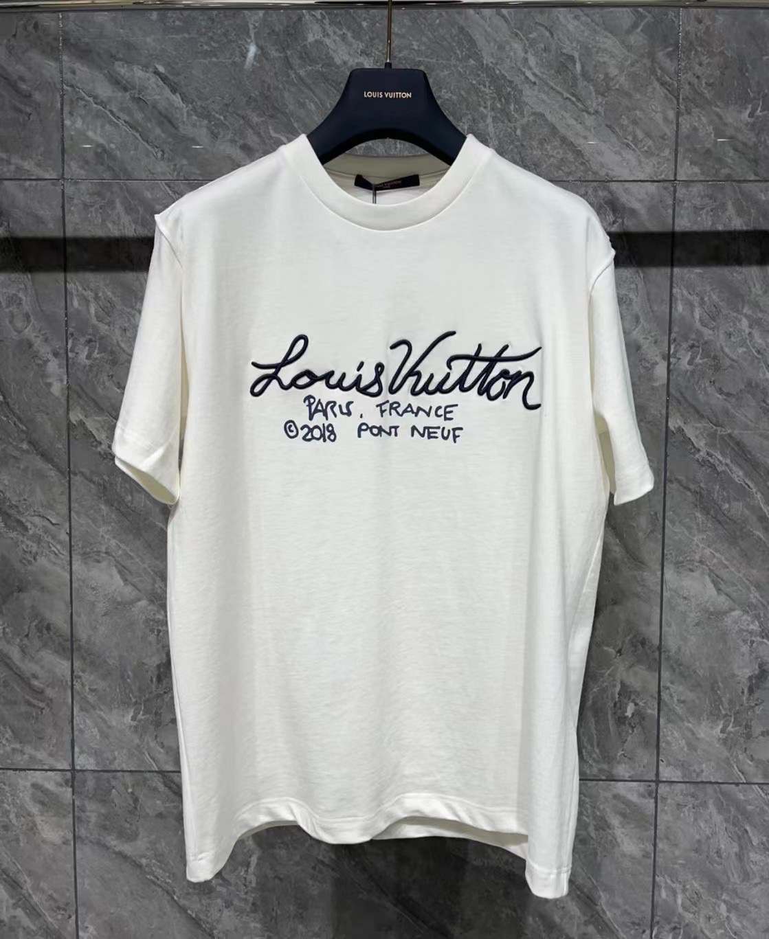 LV ユニセックス Tシャツ