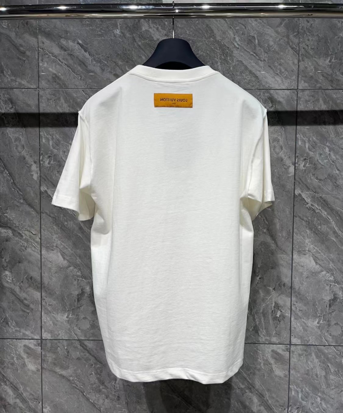 LV ユニセックス Tシャツ