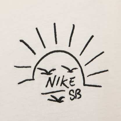 ナイキ NIKE SB メンズとレディース スケートボード Tシャツ 夏新作 グラフィティプリント ゆったり コットン 半袖シャツ