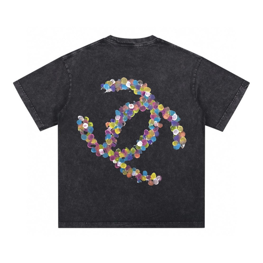シャネル 2025年春夏コレクション グラフィックロゴ入り半袖Tシャツ。Kangliデジタルホワイトインクダイレクトプリント。