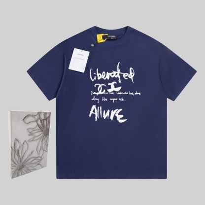 【シャネル】シャネル 2025 新作 シンプル グラフィティ レター 半袖 Tシャツ