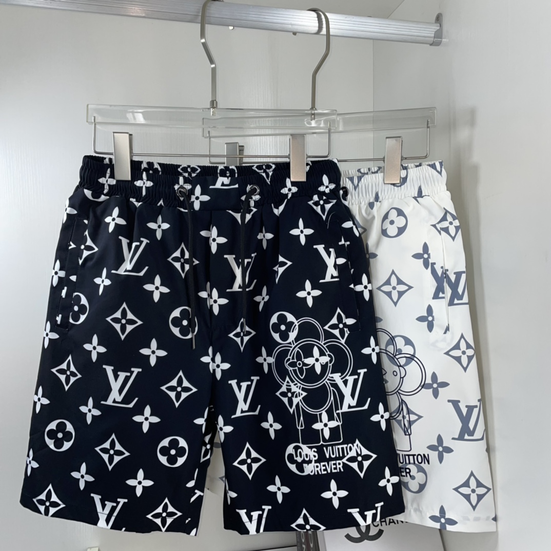 LVルイ・ヴィトン、春夏の新作、最新ショートパンツ、ファッショナブルなビーチパンツ