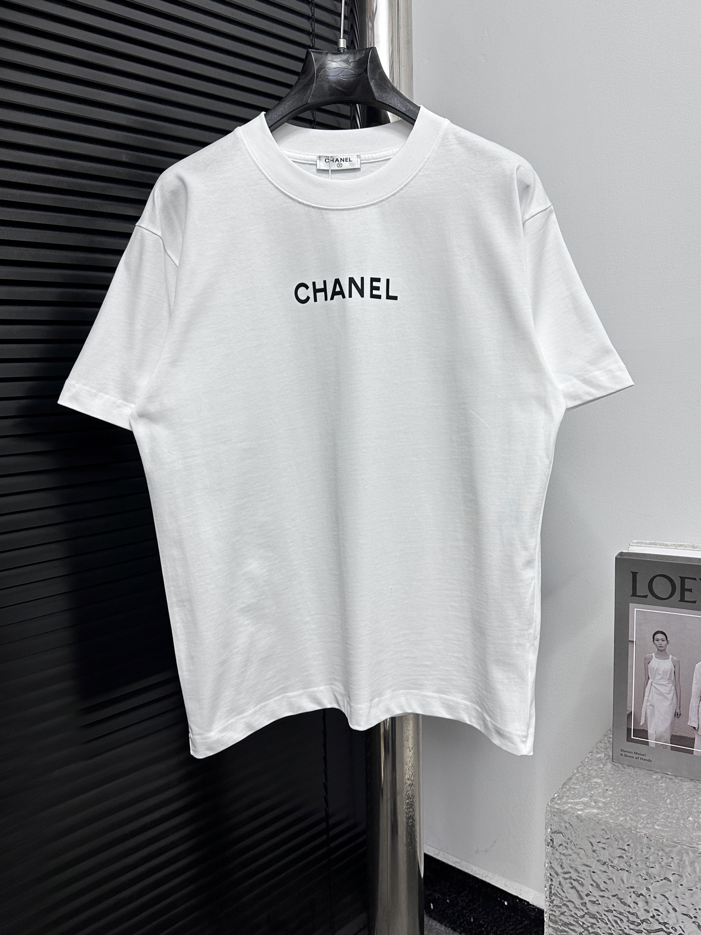 【シャネル】シャネル 2025 ロゴ カップル 半袖Tシャツ