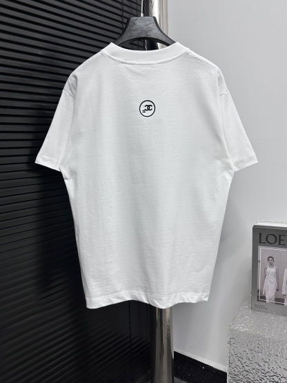 【シャネル】シャネル 2025 ロゴ カップル 半袖Tシャツ