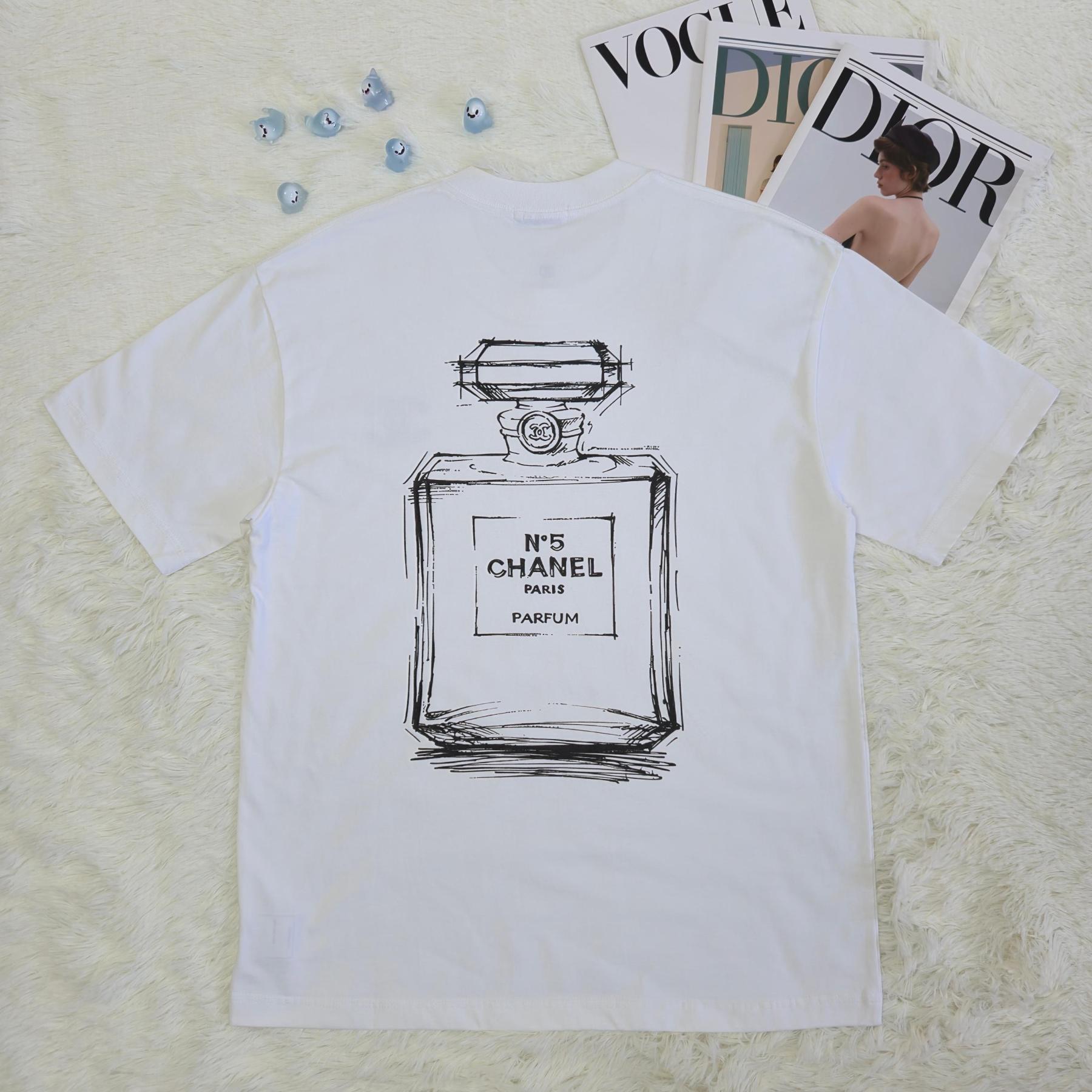 【シャネル】2025新作 CHANEL プリント ラウンドネック ドロップショルダー 半袖 Tシャツ ユニセックス