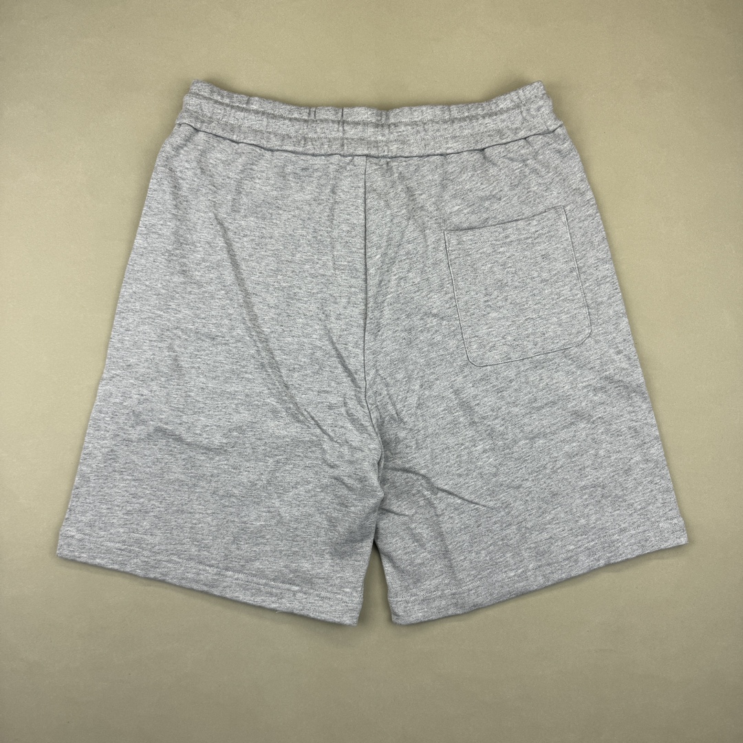 シャネル 25 新作 ダブルC 刺繍 ショートパンツ