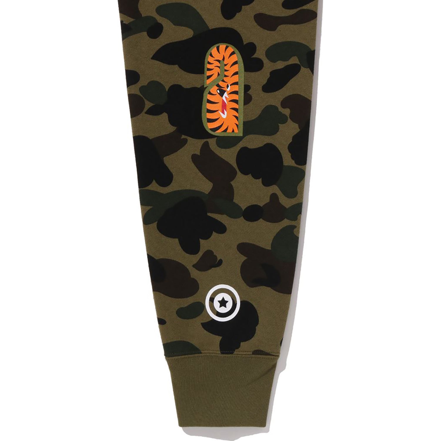 1ST CAMO シャーク クルーネックスウェットシャツ
