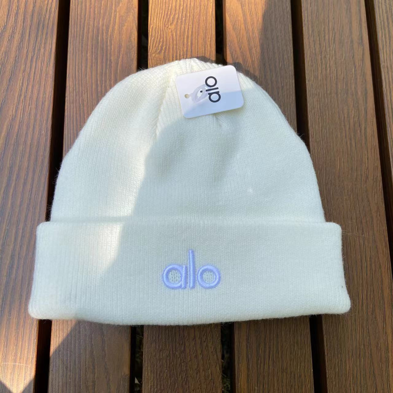 ALO コットンニット帽 韓国風ファッション カジュアル 百搭デザイン 保温 防寒 イヤーフラップ付き ビーニー