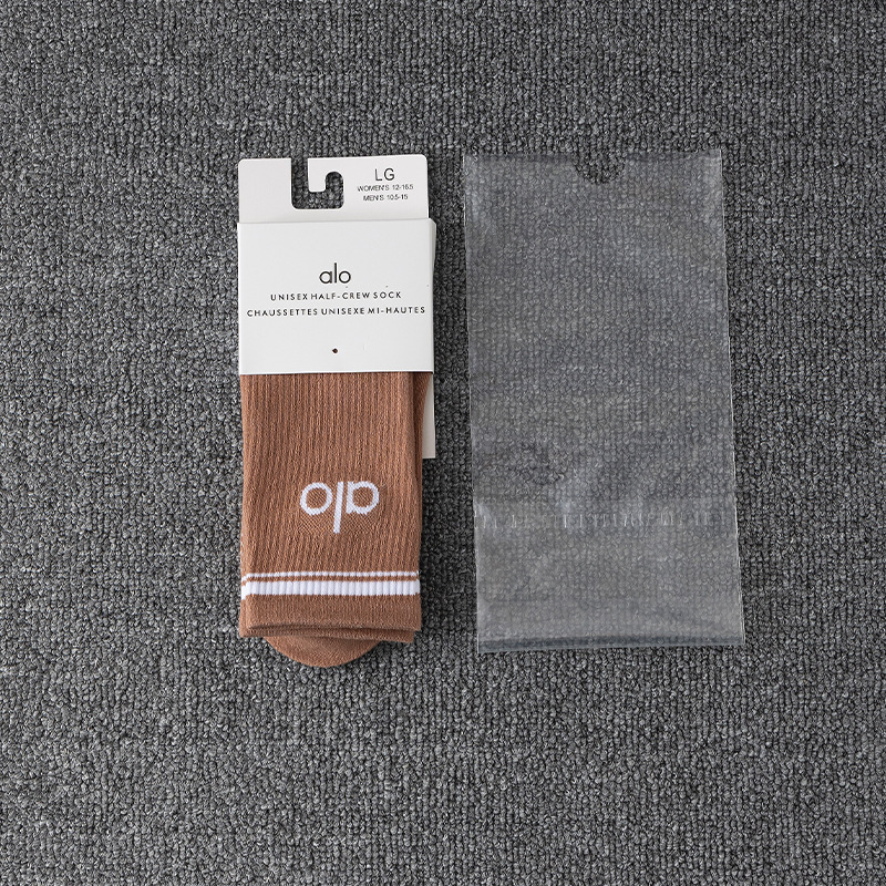 ALO ミドル丈 四季対応 レディース コットンソックス レターデザイン ストリートスタイル ハイソックス ヨガ・フィットネス用