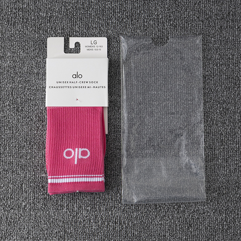 ALO ミドル丈 四季対応 レディース コットンソックス レターデザイン ストリートスタイル ハイソックス ヨガ・フィットネス用
