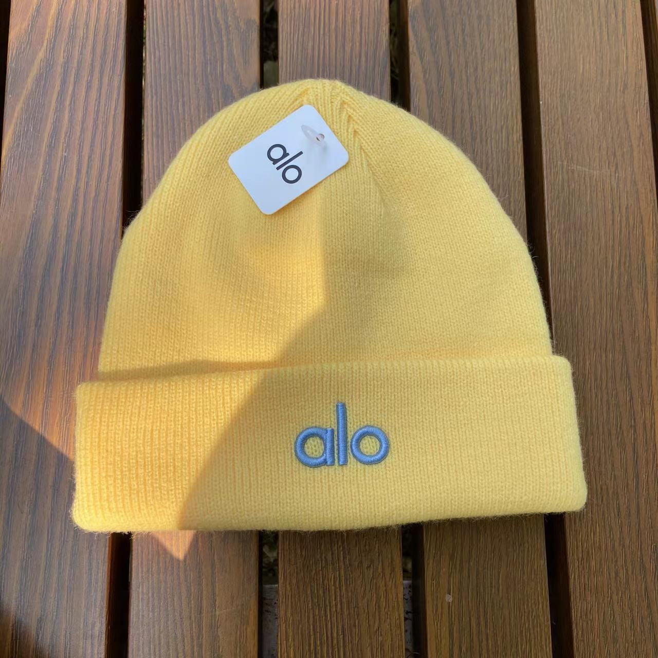 ALO コットンニット帽 韓国風ファッション カジュアル 百搭デザイン 保温 防寒 イヤーフラップ付き ビーニー