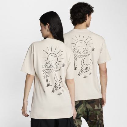 ナイキ NIKE SB メンズとレディース スケートボード Tシャツ 夏新作 グラフィティプリント ゆったり コットン 半袖シャツ