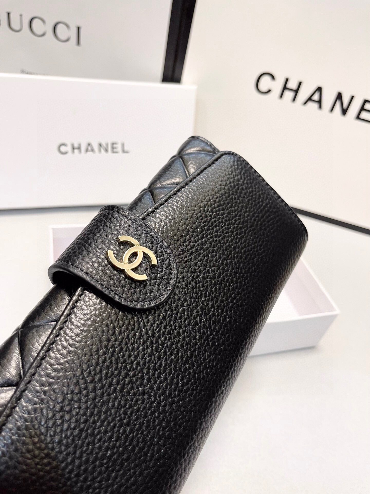 【希少】【極美品】CHANEL シャネル ラムスキン チョコバー 折り財布 黒 ラムスキン 折り財布 シャネル