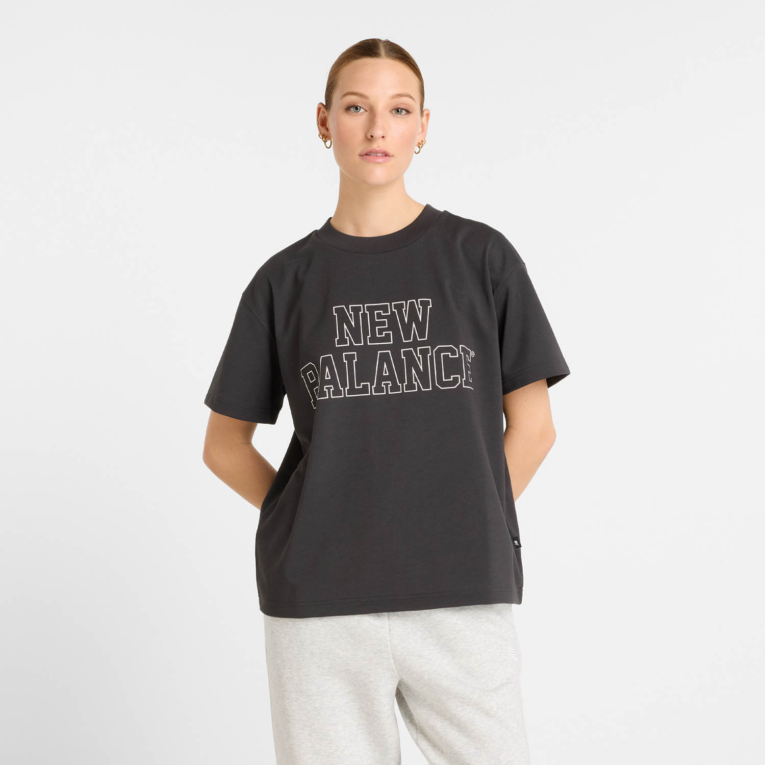 オーバーサイズドショートスリーブTシャツ