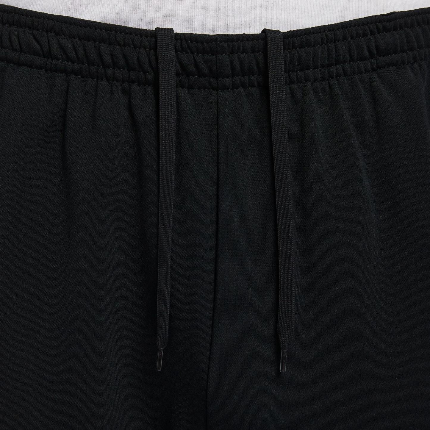 ナイキ アカデミー ウィンター ウォリアー