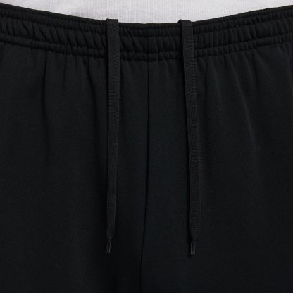 ナイキ アカデミー ウィンター ウォリアー