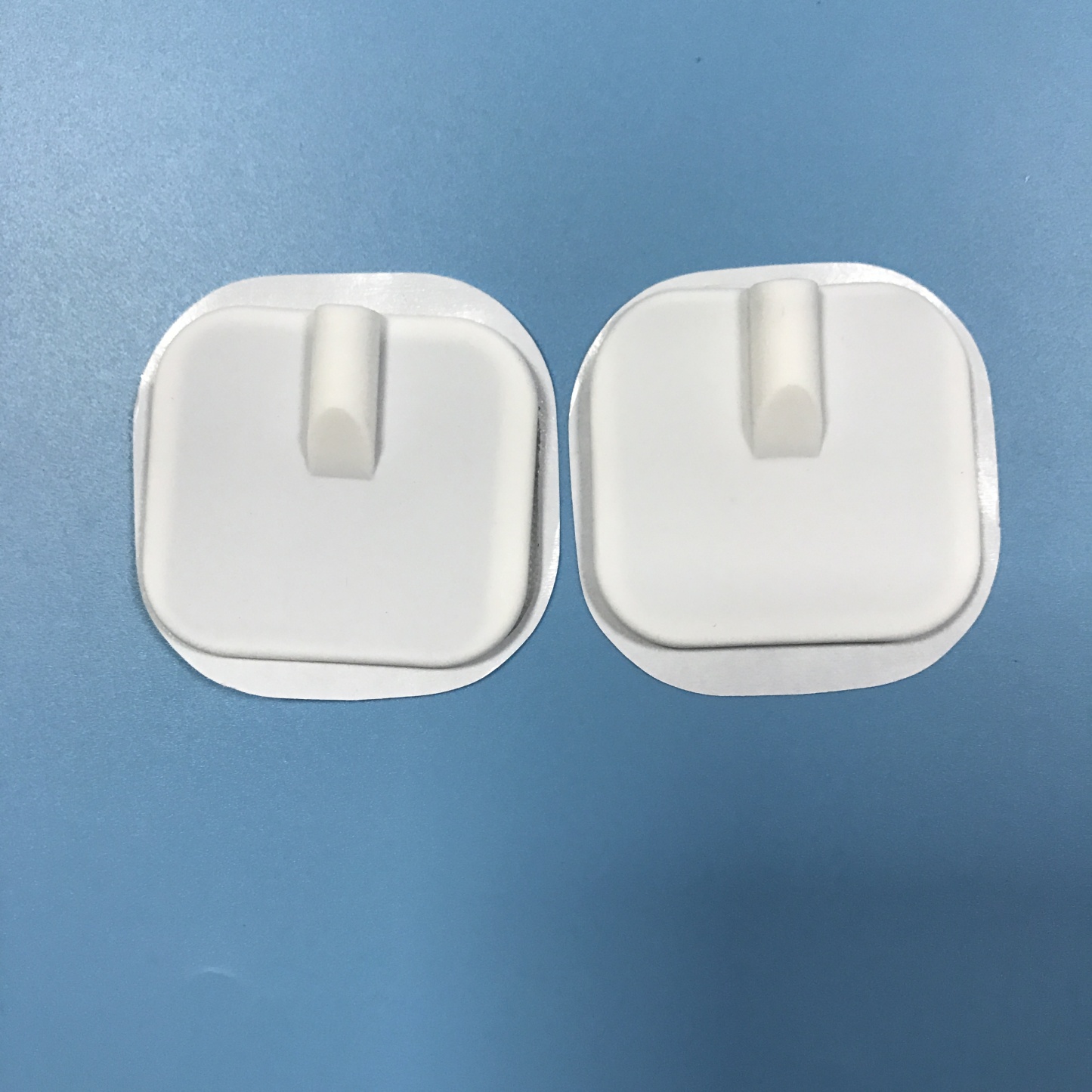 Wholesale 2.0/2.5mm tail fiber TENS, self-adhesive physical therapy, electrode pads for electrotherapy