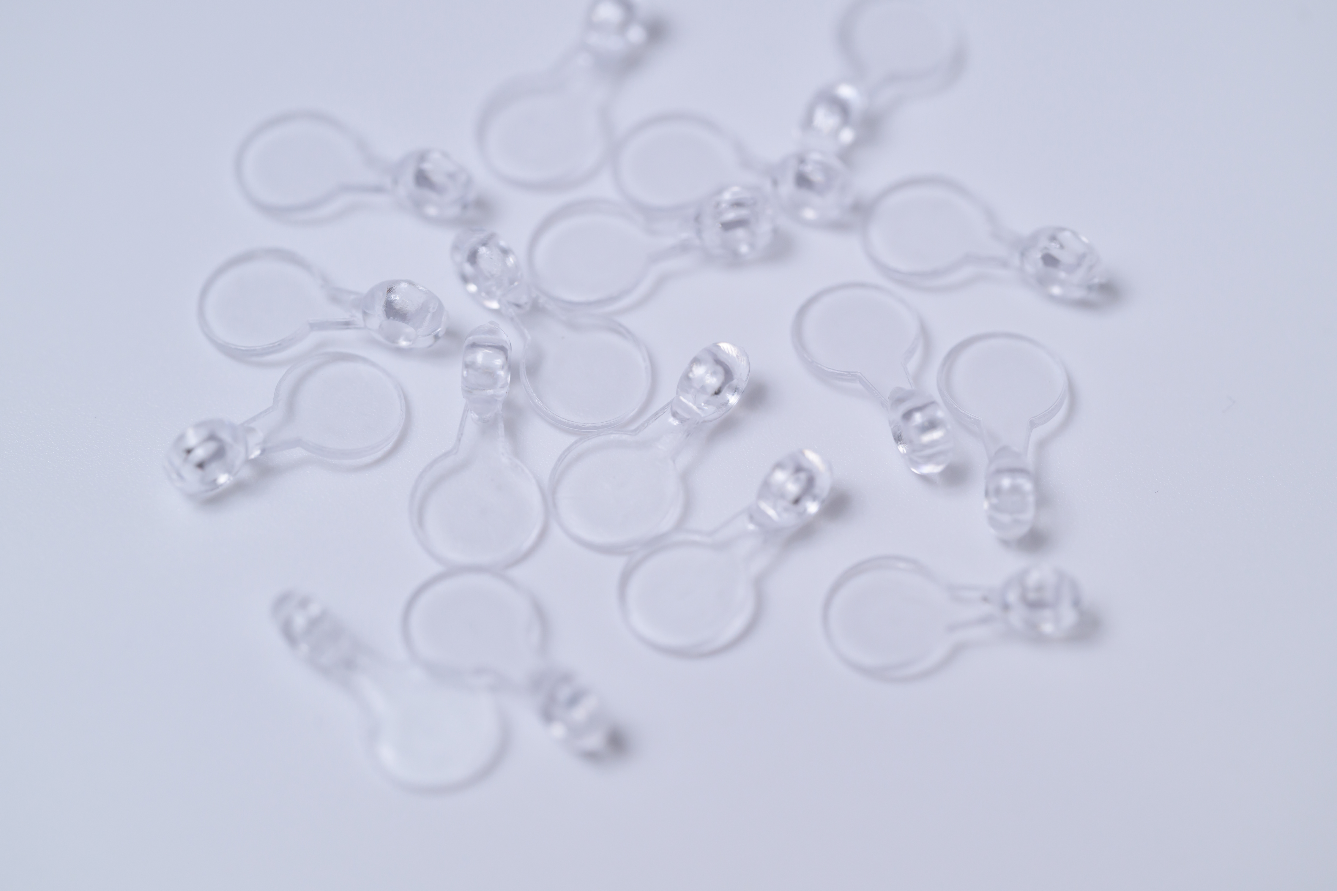 クリア接続パーツ