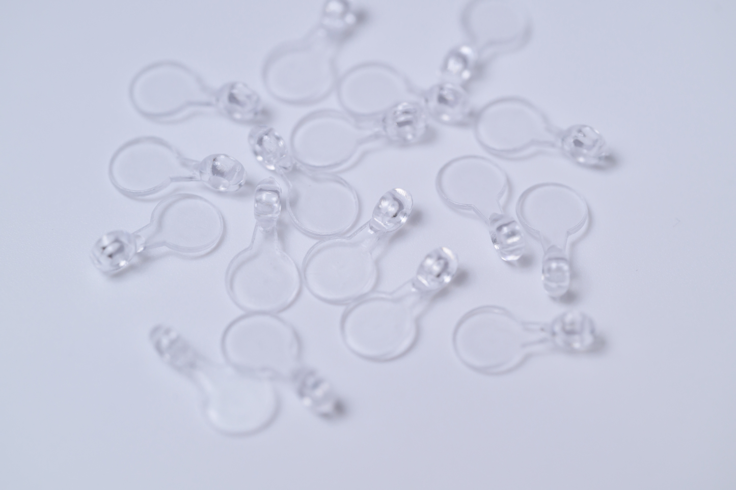 クリア接続パーツ