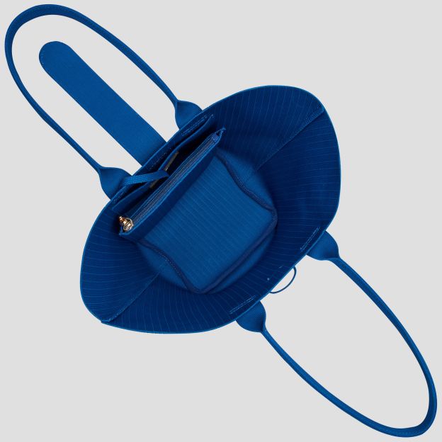 Dumpling-shaped bag