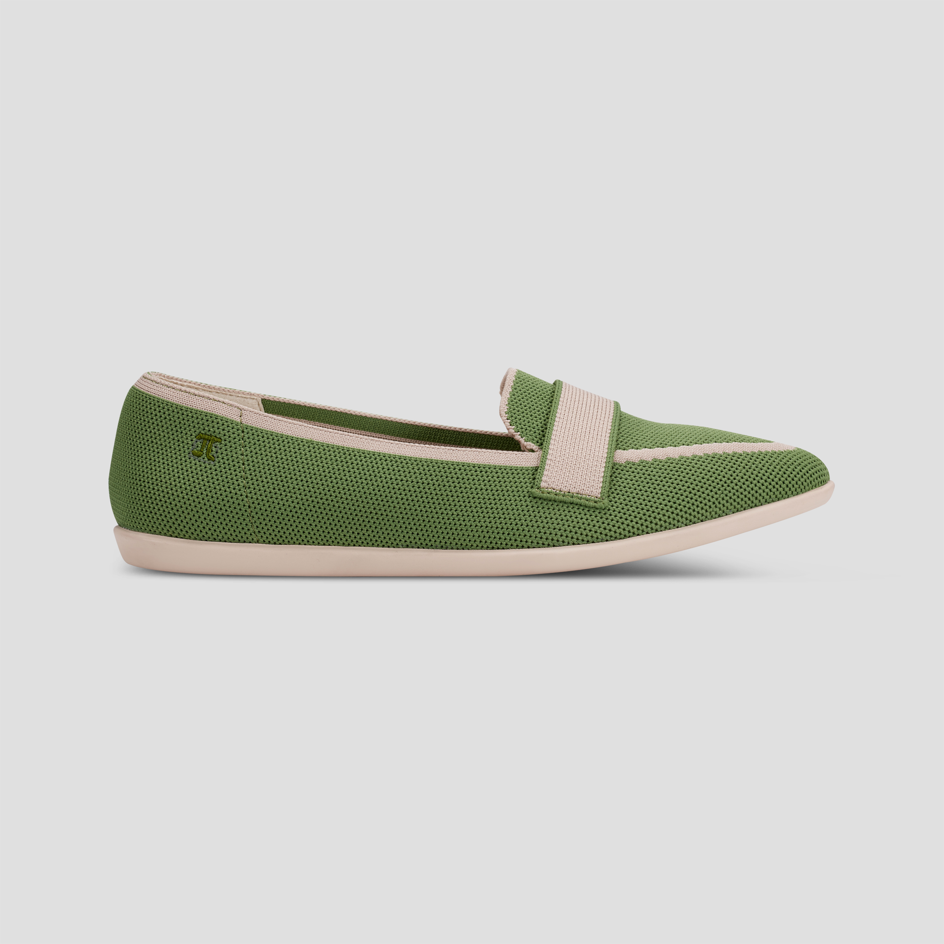 Pointed-Toe Flats(Cecil)