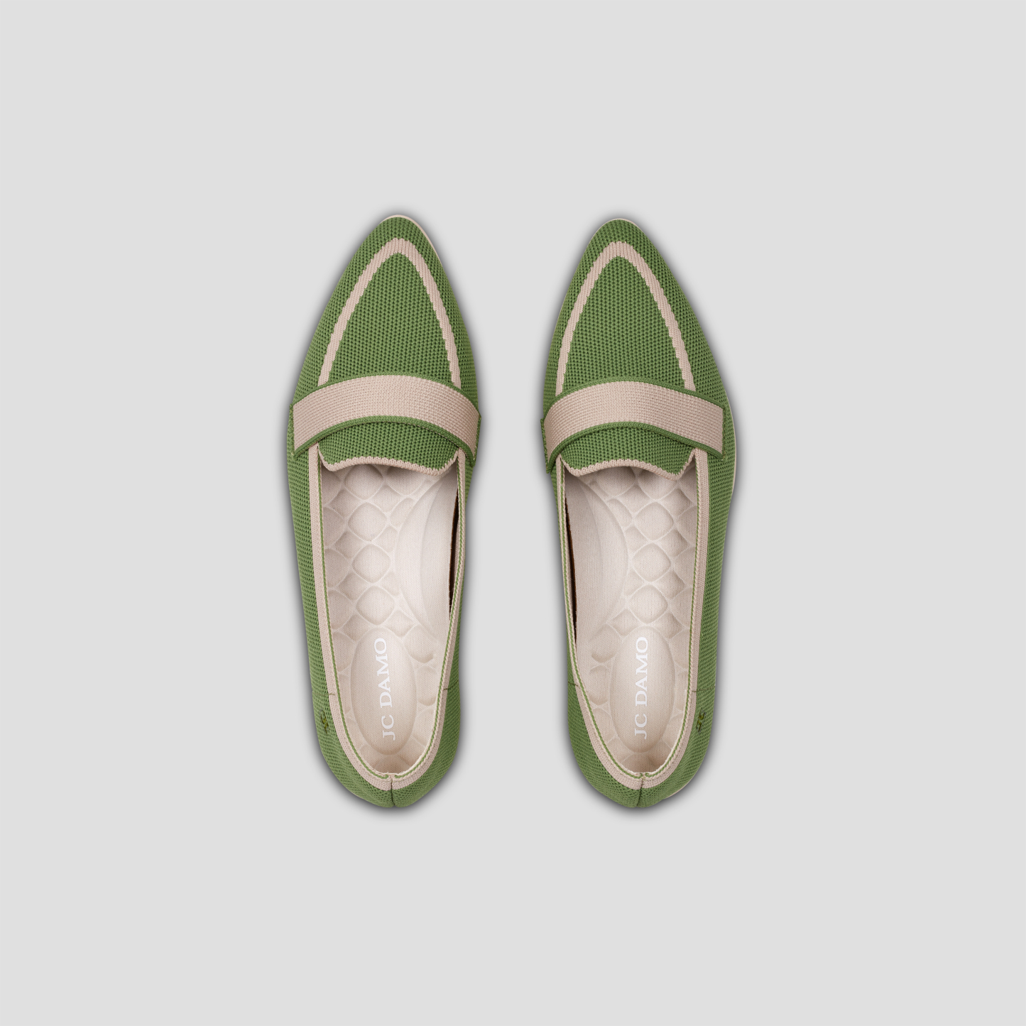 Pointed-Toe Flats(Cecil)