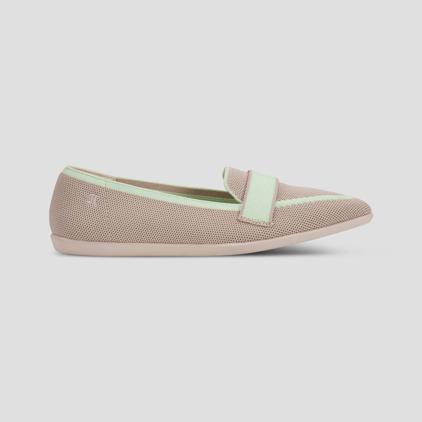 Pointed-Toe Flats(Cecil)