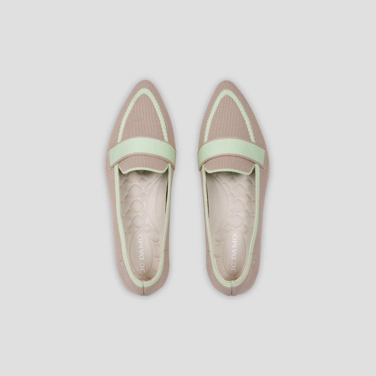 Pointed-Toe Flats(Cecil)