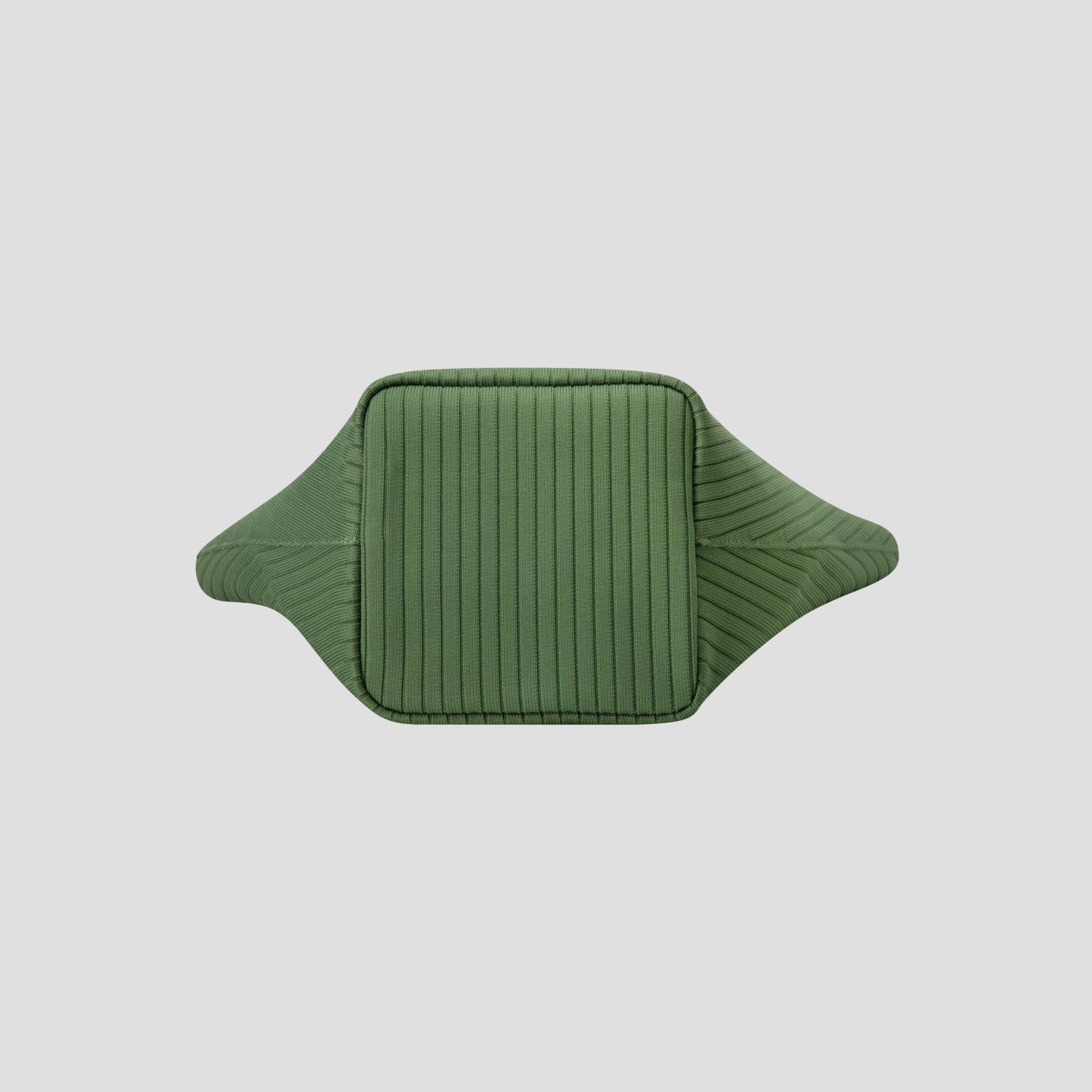 Dumpling-shaped bag