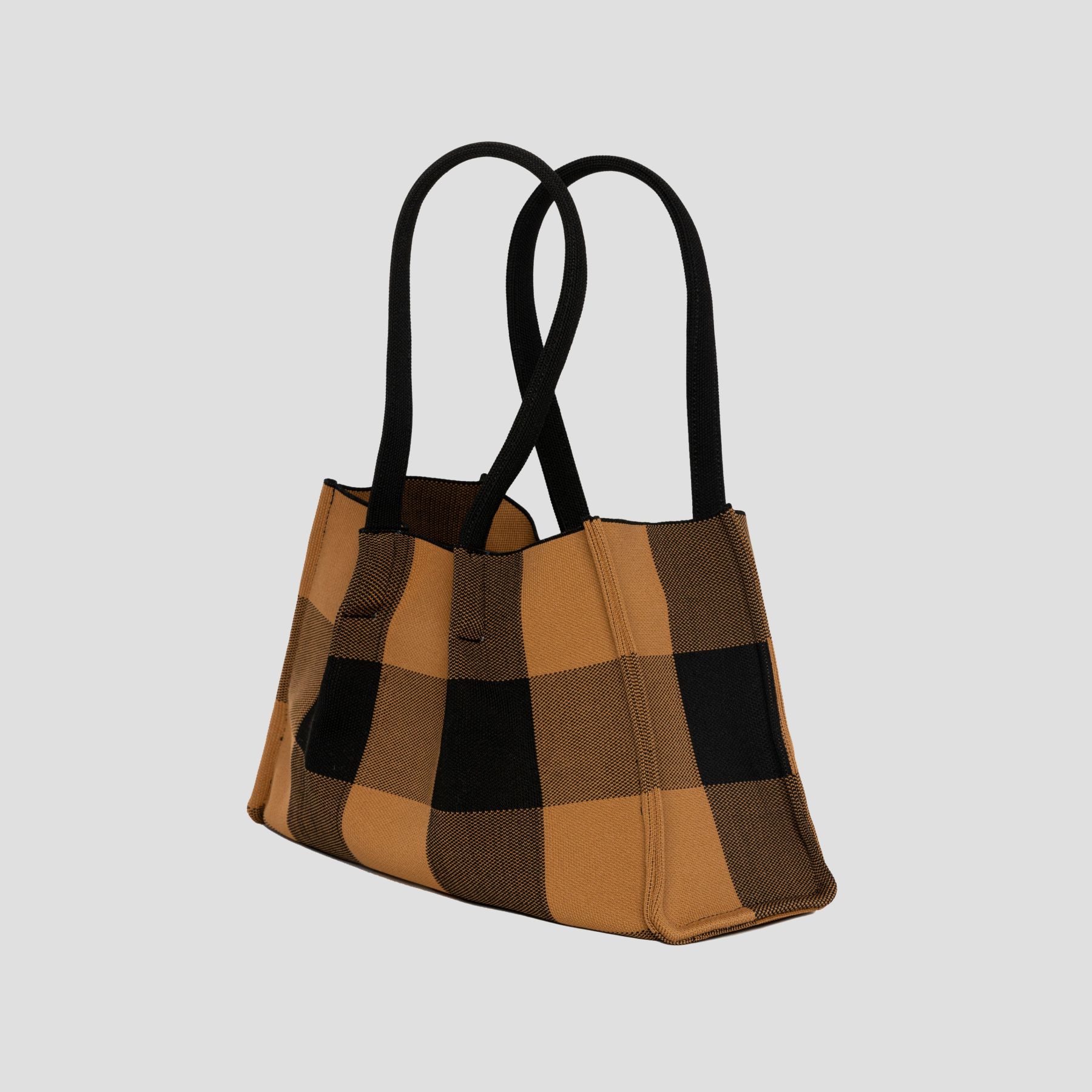 Pleated tote bag