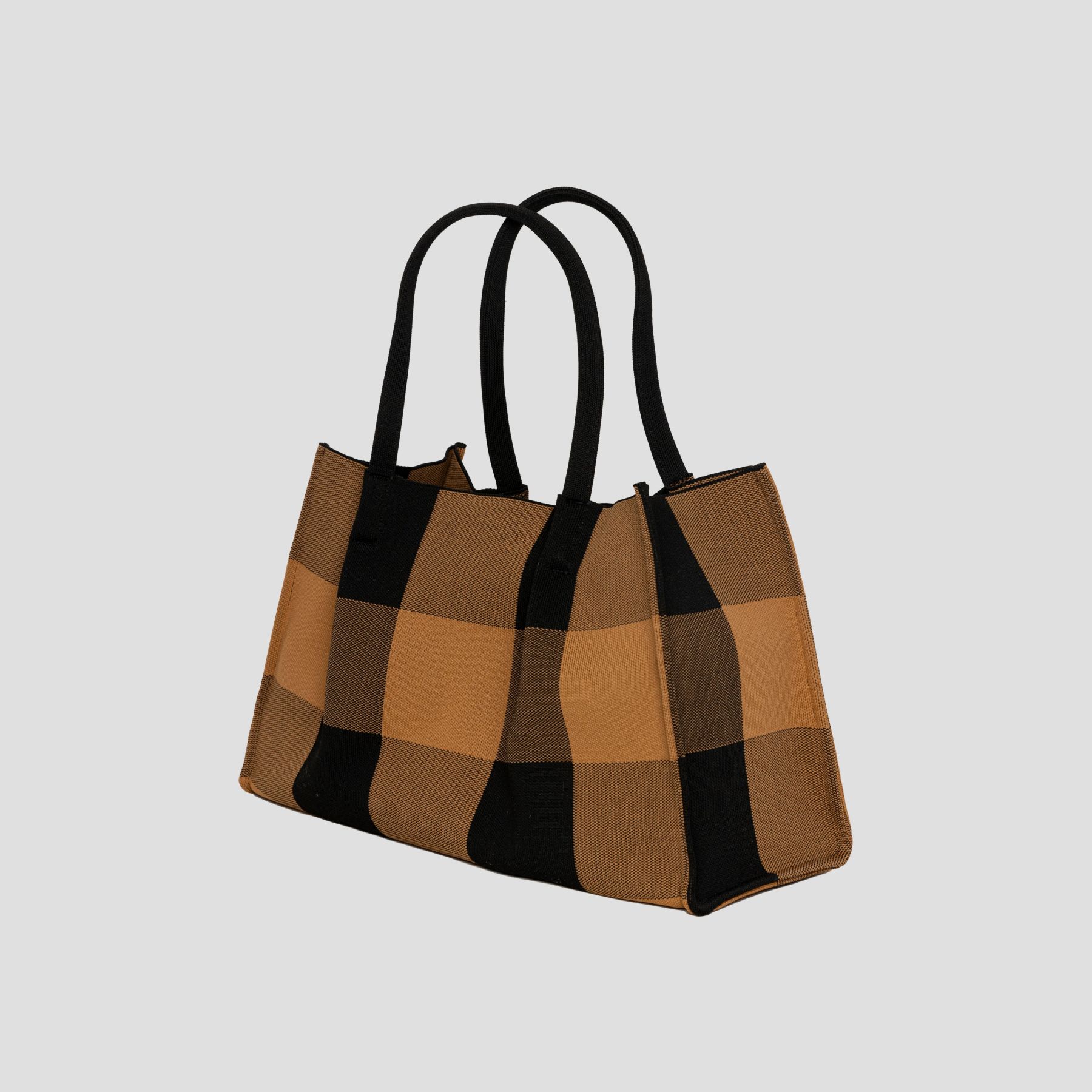 Pleated tote bag
