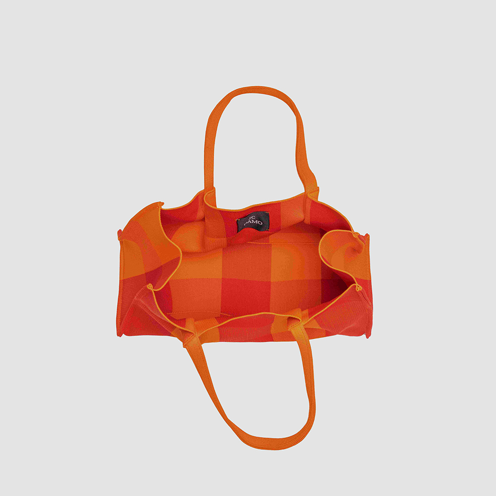 Pleated tote bag