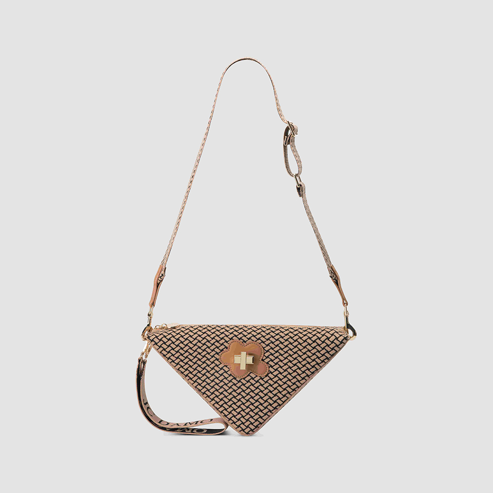 Triangle bag