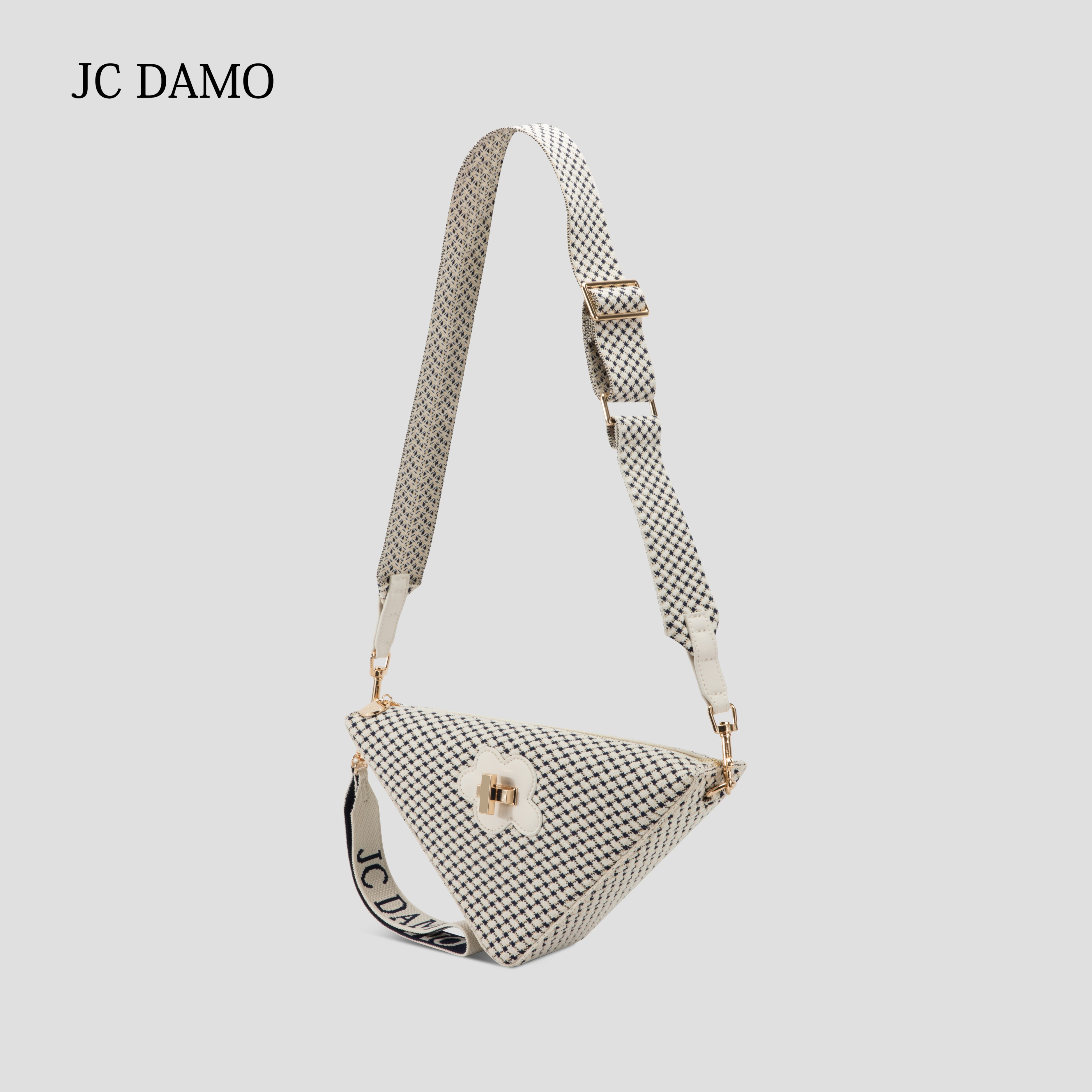 Triangle bag