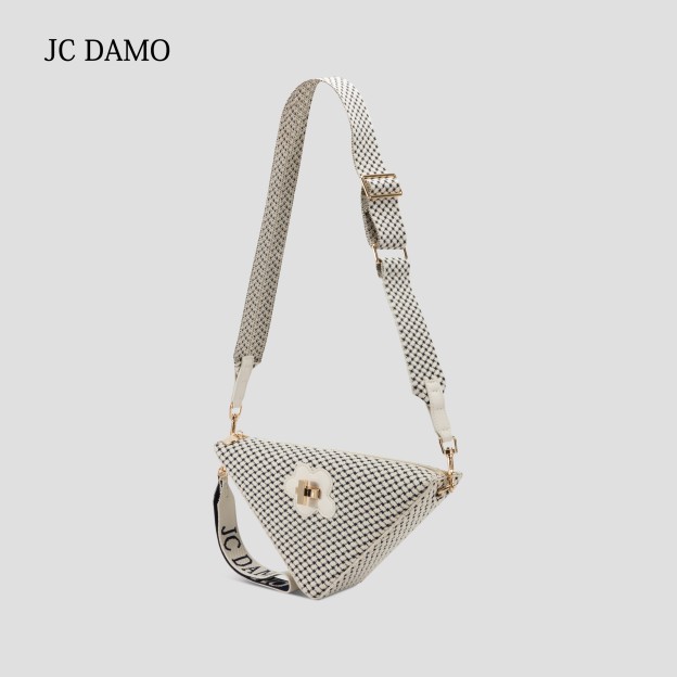 Triangle bag