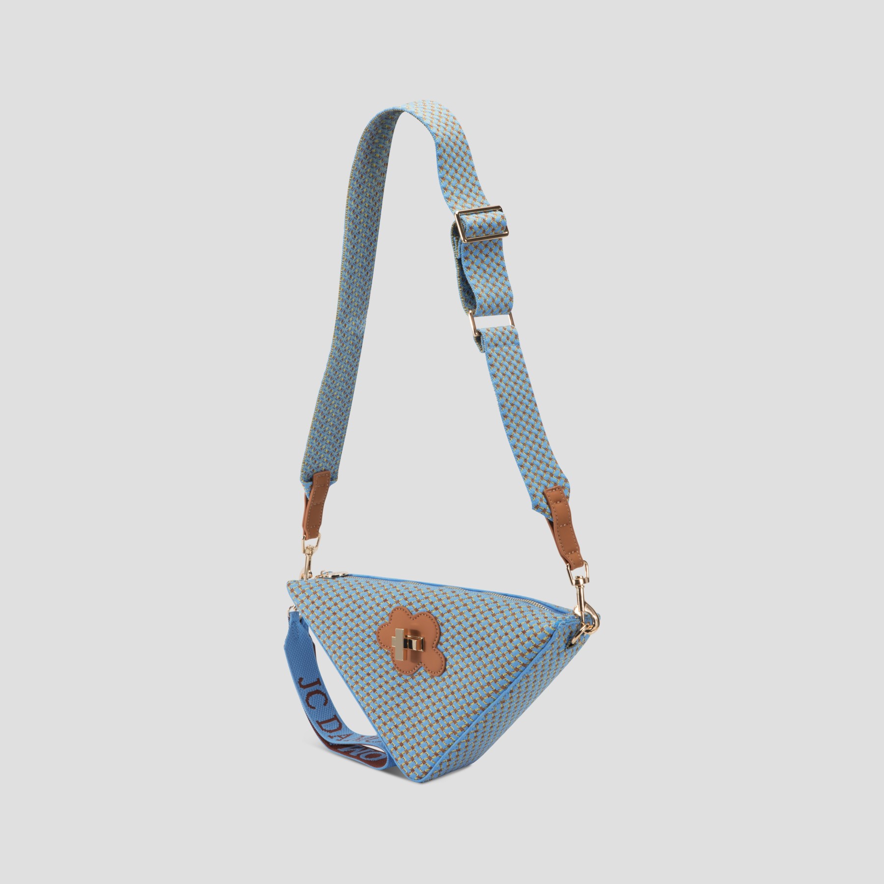 Triangle bag
