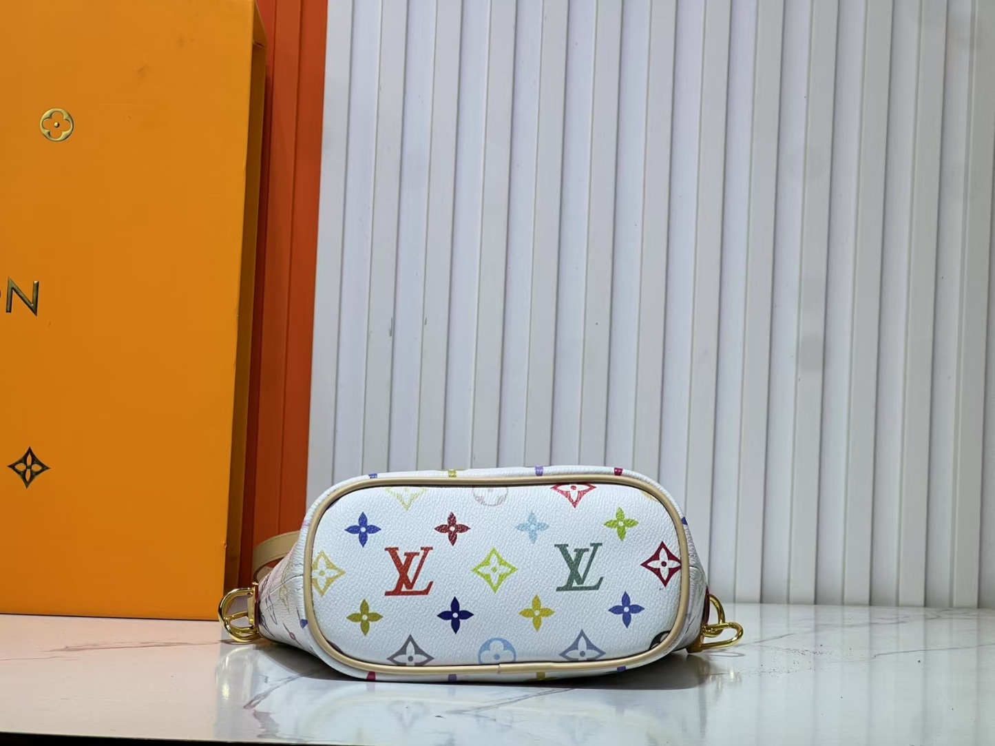 M46705 NEVERFULL BB ハンドバッグ ホワイトトリコロール（白三彩） 村上隆とのコラボレーション ネバーフル（Neverfull）