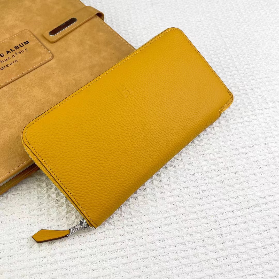 Hermes(エルメス)Silk'in クラシック財布