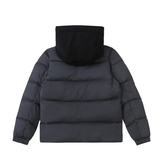 【公式認定ストア】MONCLER Madeira モンクレール 定番ダウンコート 限定発売中！多くの著名人やセレブに愛用されています! 爆買い！即完売必至