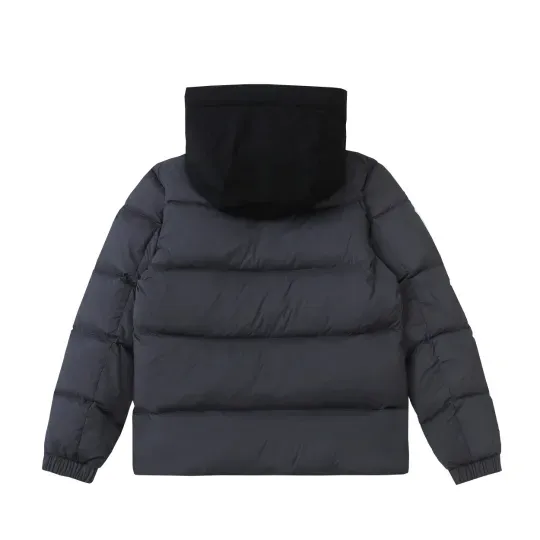 【公式認定ストア】MONCLER Madeira モンクレール 定番ダウンコート 限定発売中！多くの著名人やセレブに愛用されています! 爆買い！即完売必至