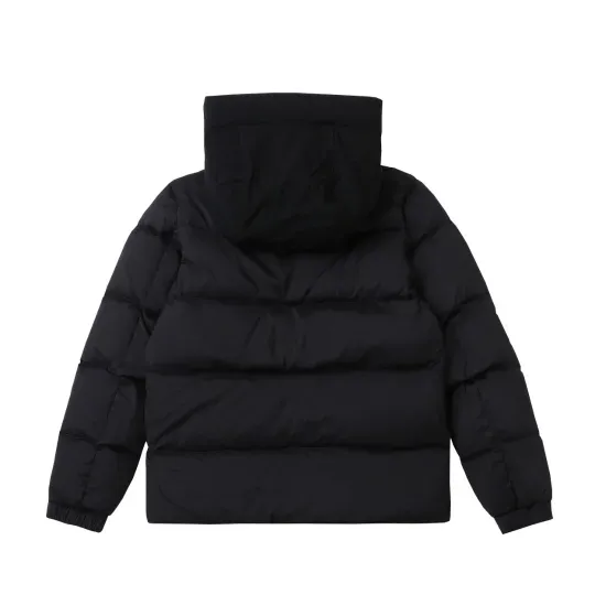 【公式認定ストア】MONCLER Madeira モンクレール 定番ダウンコート 限定発売中！多くの著名人やセレブに愛用されています! 爆買い！即完売必至