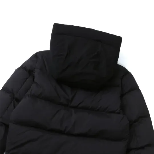 【公式認定ストア】MONCLER Madeira モンクレール 定番ダウンコート 限定発売中！多くの著名人やセレブに愛用されています! 爆買い！即完売必至