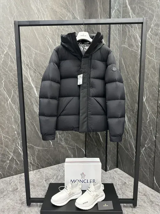 【公式認定ストア】MONCLER Madeira モンクレール 定番ダウンコート 限定発売中！多くの著名人やセレブに愛用されています! 爆買い！即完売必至