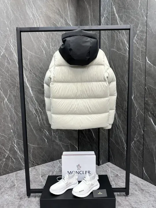 【公式認定ストア】MONCLER Madeira モンクレール 定番ダウンコート 限定発売中！多くの著名人やセレブに愛用されています! 爆買い！即完売必至