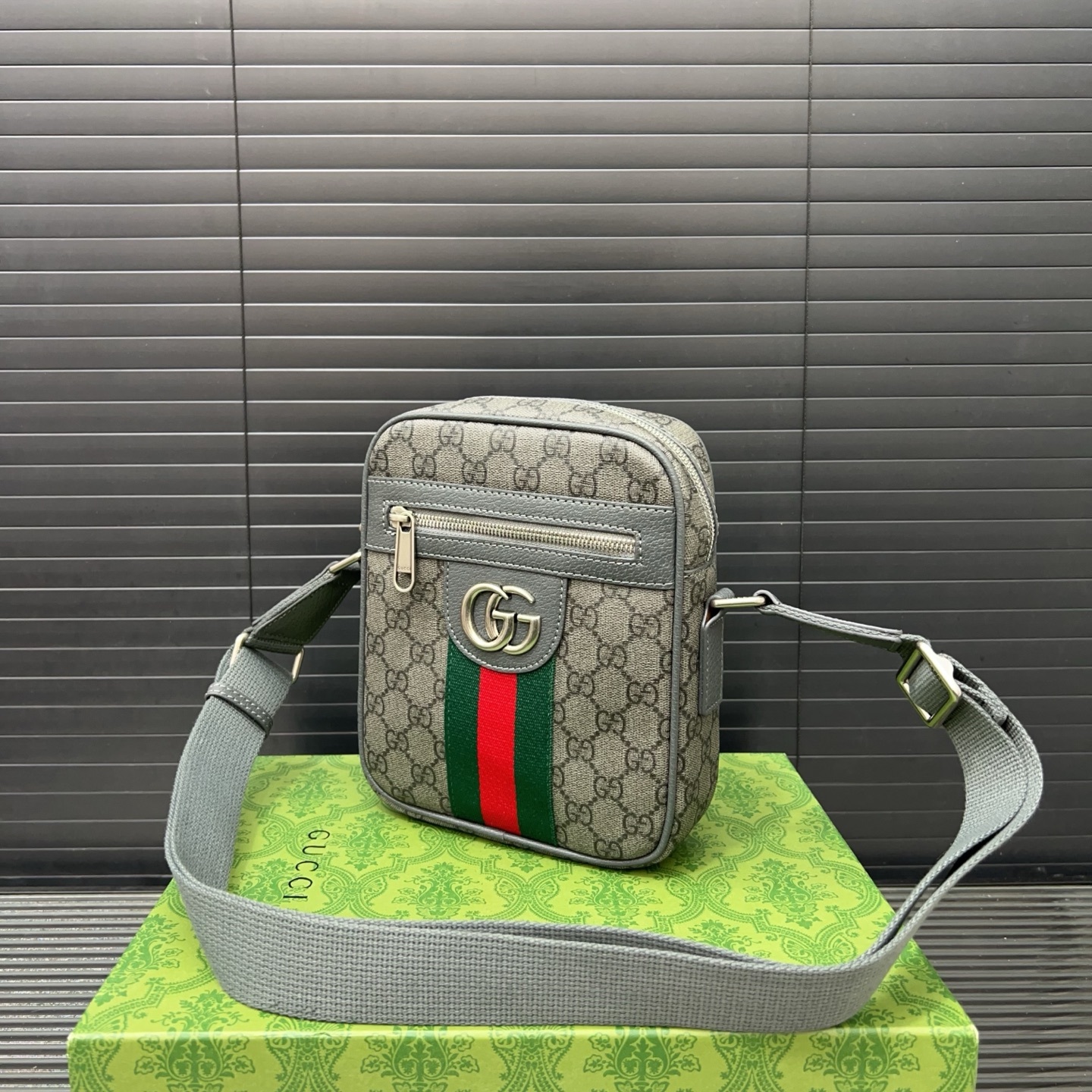 P285 Gucci グッチ Ophidia プリントのシングルショルダーバッグ