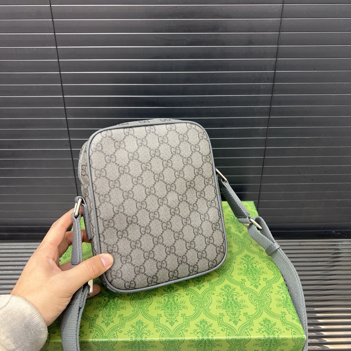 P285 Gucci グッチ Ophidia プリントのシングルショルダーバッグ