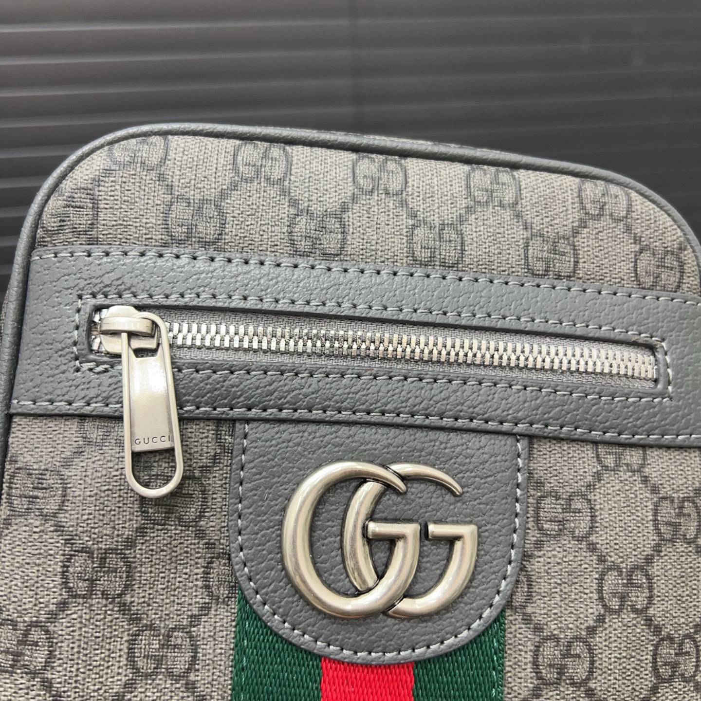 P285 Gucci グッチ Ophidia プリントのシングルショルダーバッグ